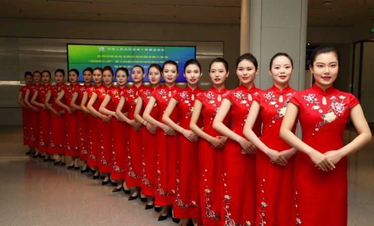 西安发布会礼仪小姐多少钱一场